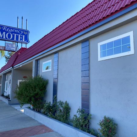 Regency Motel Brea Exterior photo