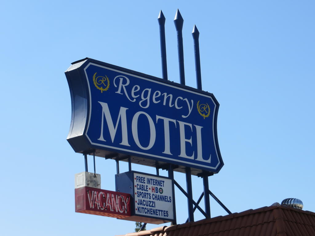 Regency Motel Brea Exterior photo