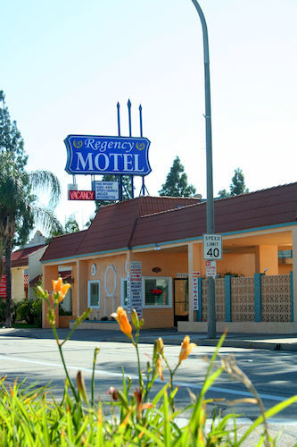 Regency Motel Brea Exterior photo